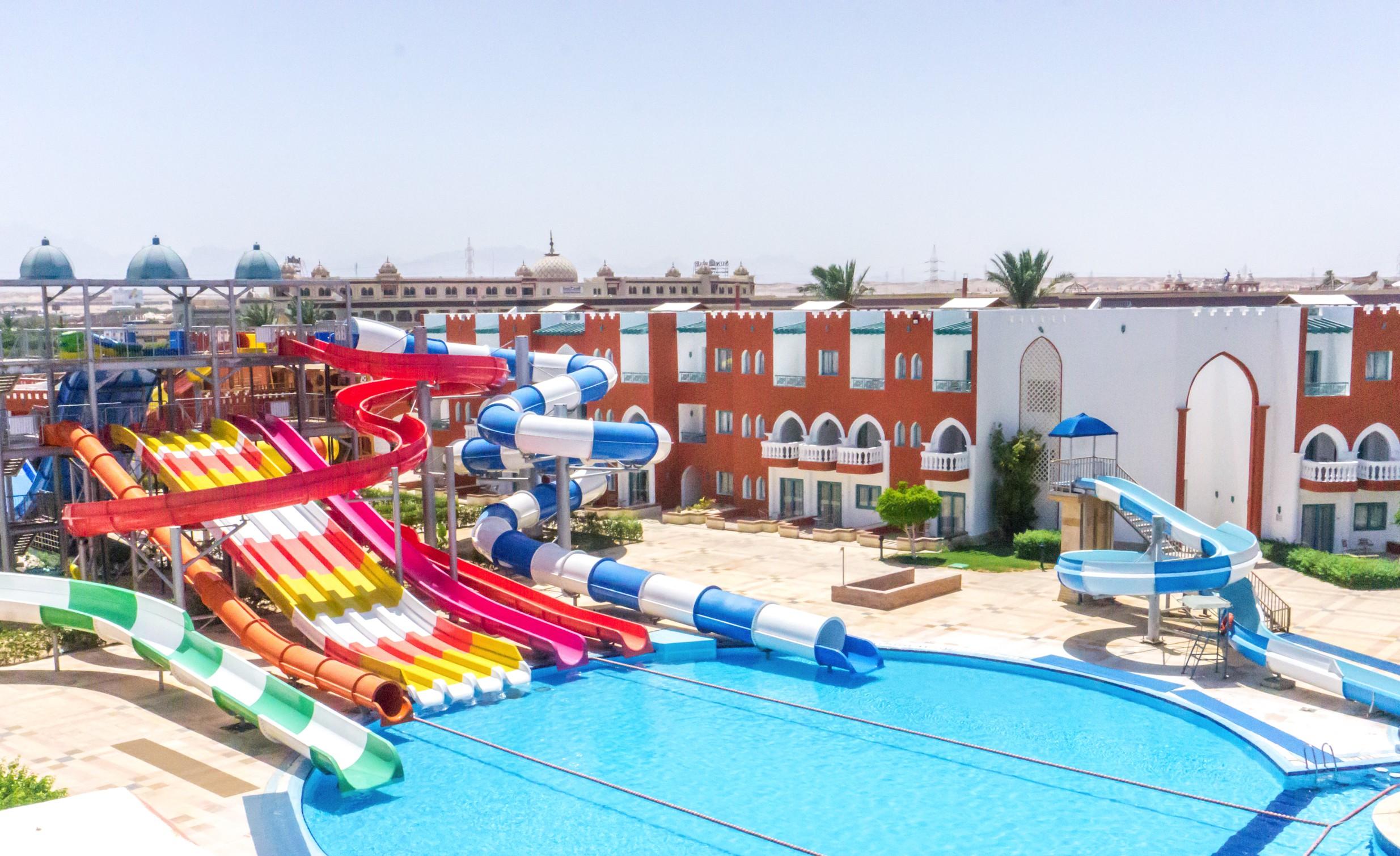 Sunrise Garden Beach Resort Hurghada Bagian luar foto Aqua Park