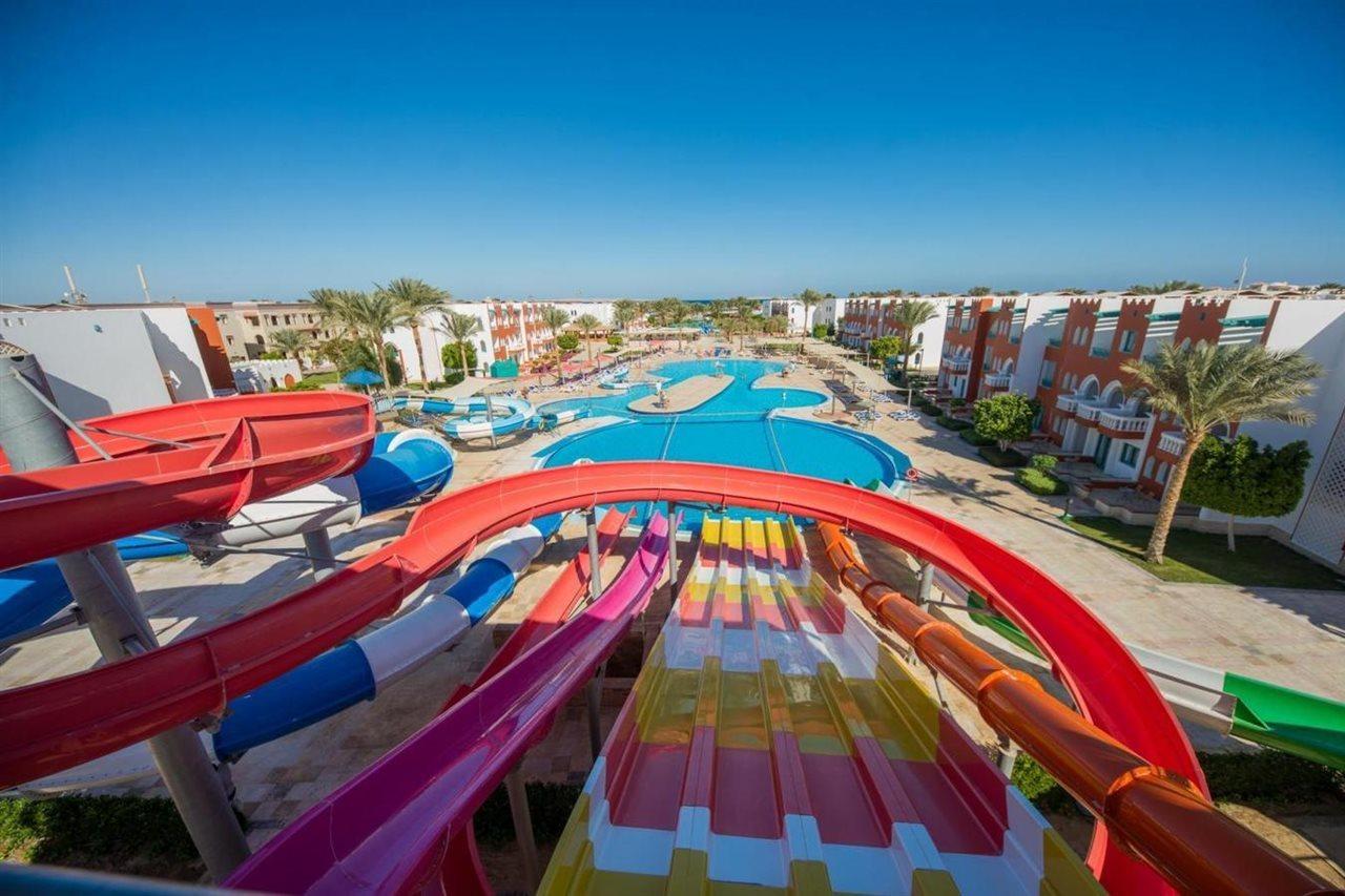 Sunrise Garden Beach Resort Hurghada Bagian luar foto Aqua Park